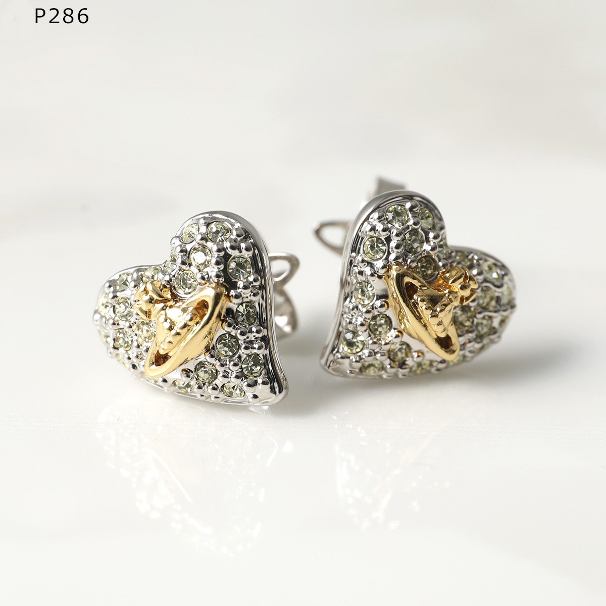 Vivienne Westwood（ヴィヴィアンウエストウッド） ピアス TINY