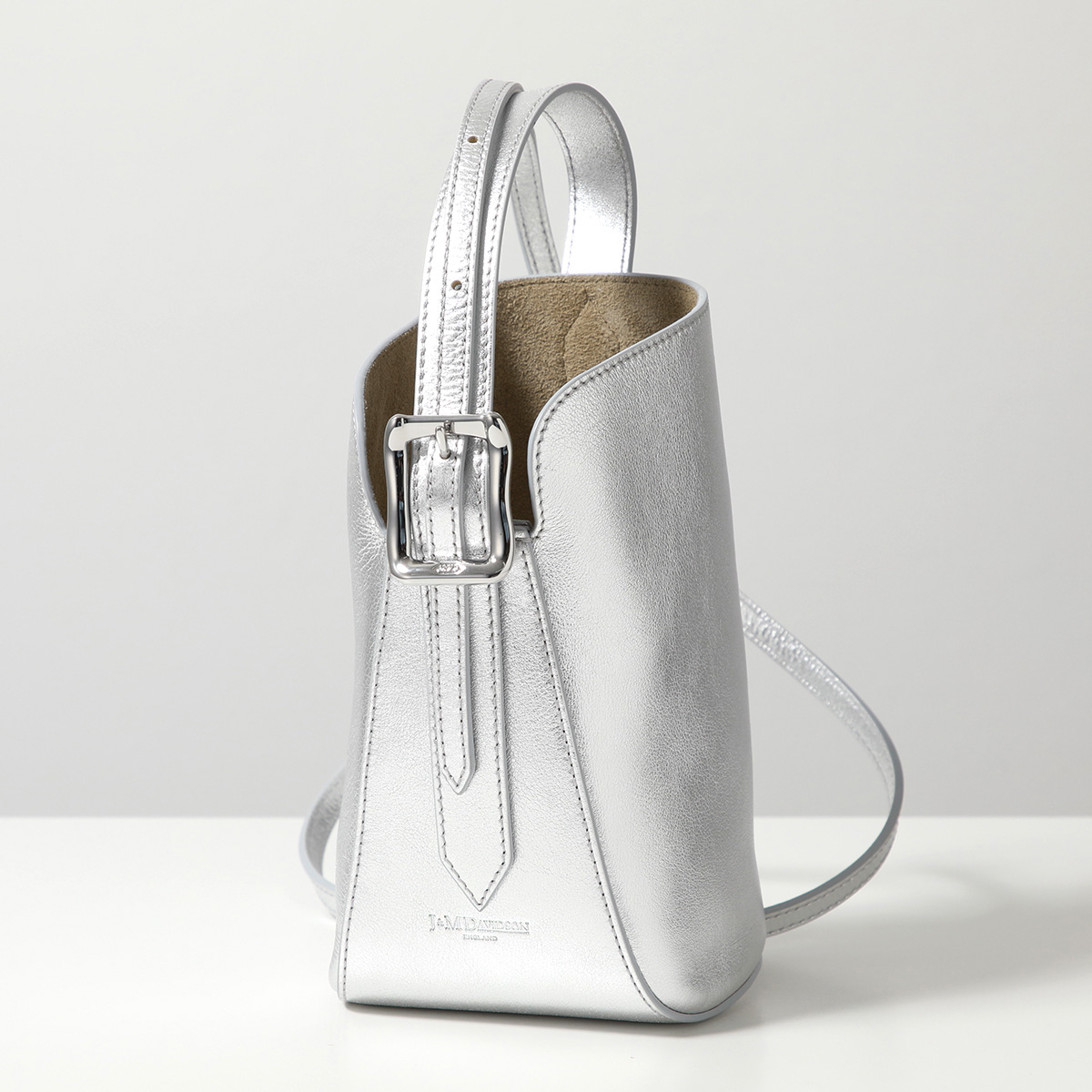 最終価格★J&MDavidson ショルダーバッグ クイバー バケットシルバー J&M Davidson（J＆Mデヴィッドソン） ナノ クイバー バケット NANO