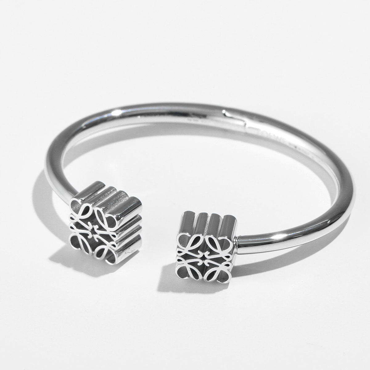 LOEWE ロエベ バングル ANAGRAM CUFF アナグラム カフ J821240X06 J821240X04 レディース ブレスレット ロゴ アクセサリー カラー2色｜s-musee｜03