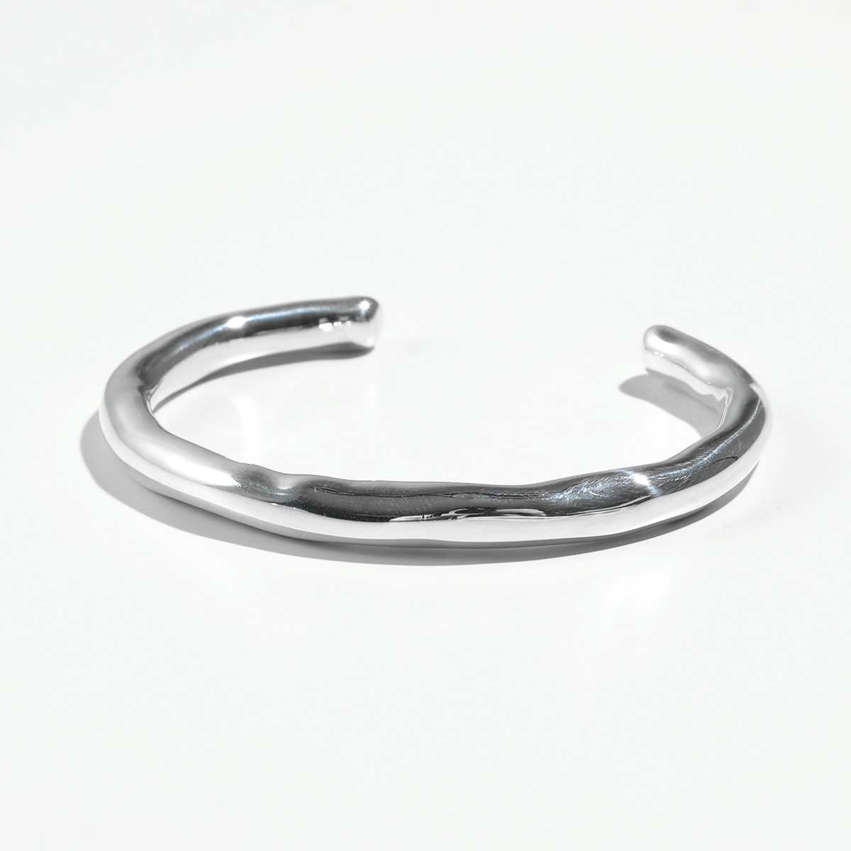JIL SANDER ジルサンダー バングル J11UY0027 J12003 レディース ブレスレット ロゴ アクセサリー カラー2色 JIL SANDER ジルサンダー バングル J11UY0027 J12003 レディース ブレスレット ロゴ アクセサリー カラー2色