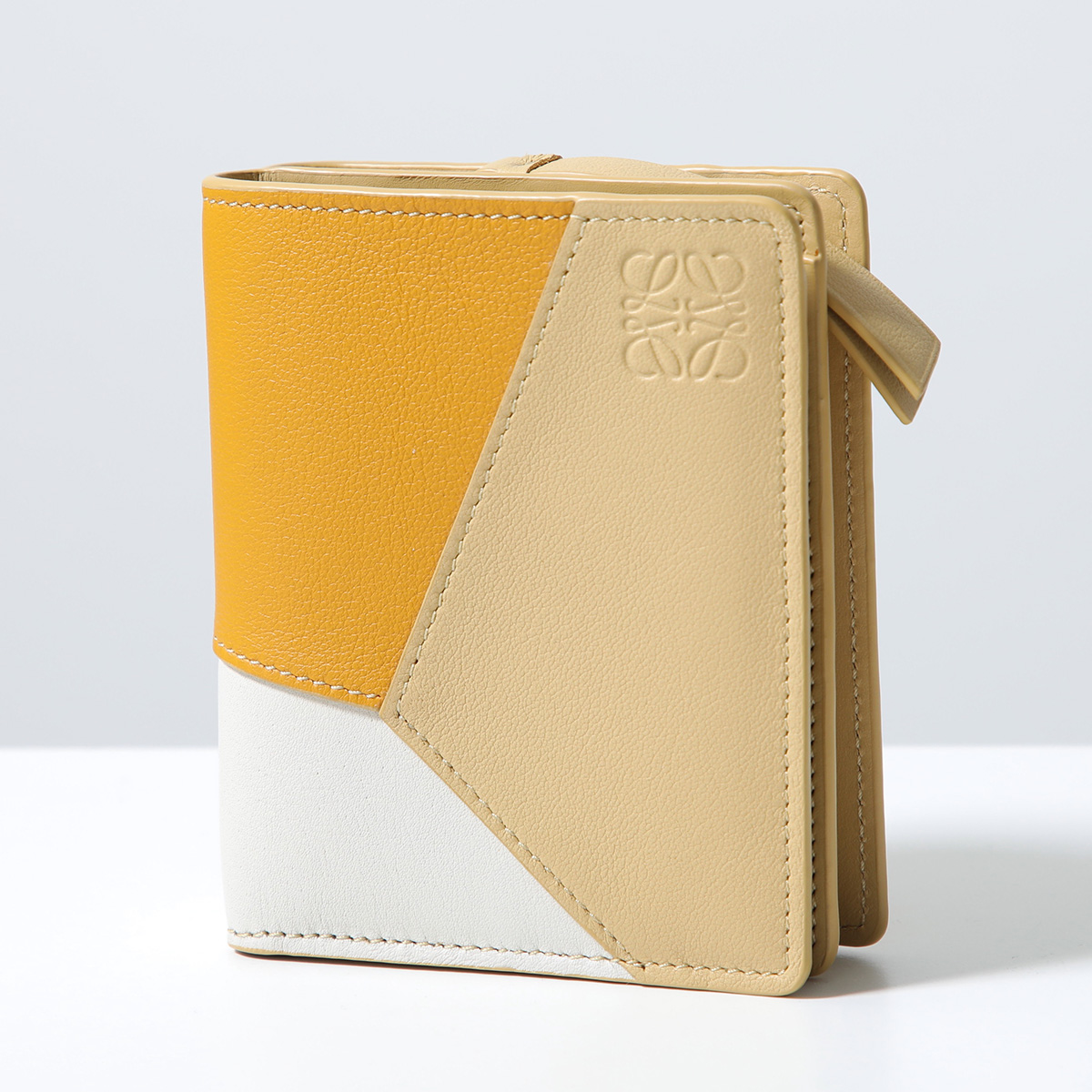 LOEWE（ロエベ） 二つ折り財布 PUZZLE COMPACT パズル コンパクト