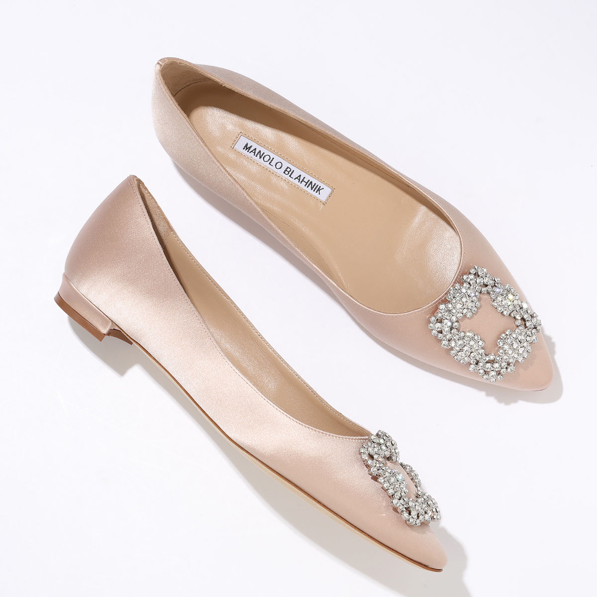 MANOLO BLAHNIK ベージュ フラット　ハンギシ　ピンクベージュ　36 MANOLO BLAHNIK（マノロブラニク） パンプス HANGISIFLAT FMC CLC
