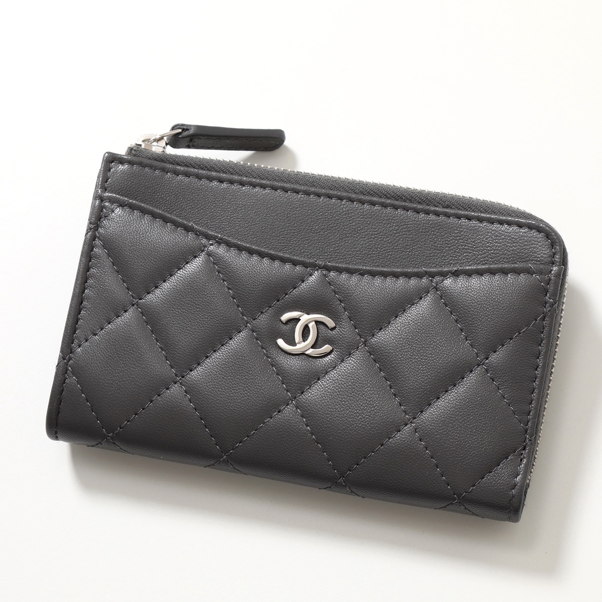 CHANEL シャネル フラグメントケース MATELASSE マトラッセ AP3179