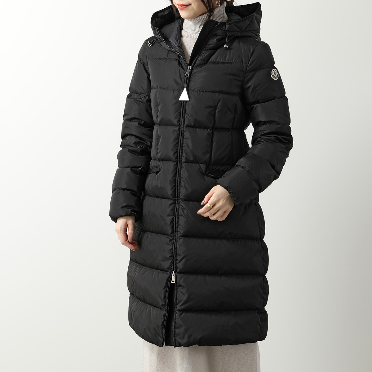 MONCLER モンクレール ダウンコート AVOCETTE アヴォチェット 1C00042 539ZD レディース ナイロン フード付き  アイコンパッチ 999