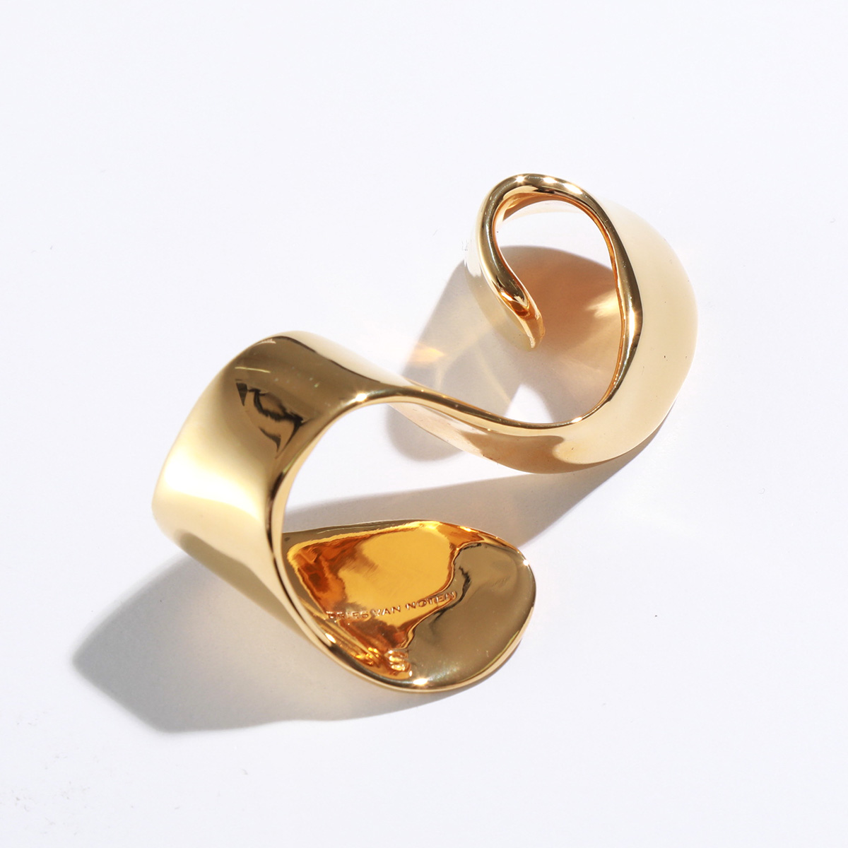 DRIES VAN NOTEN（ドリス ヴァン ノッテン） リング RINGW 018243 061