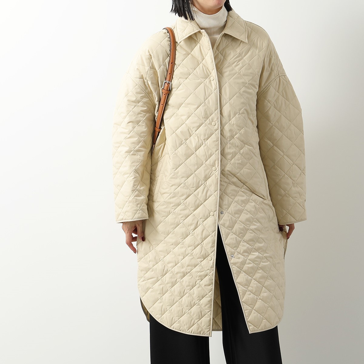 Toteme トーテム 中綿コート QUILTED COCOON COAT 234-WRTWOU085-FB0007 レディース キルティング ロング丈 サイドスリット カラー2色｜s-musee｜02