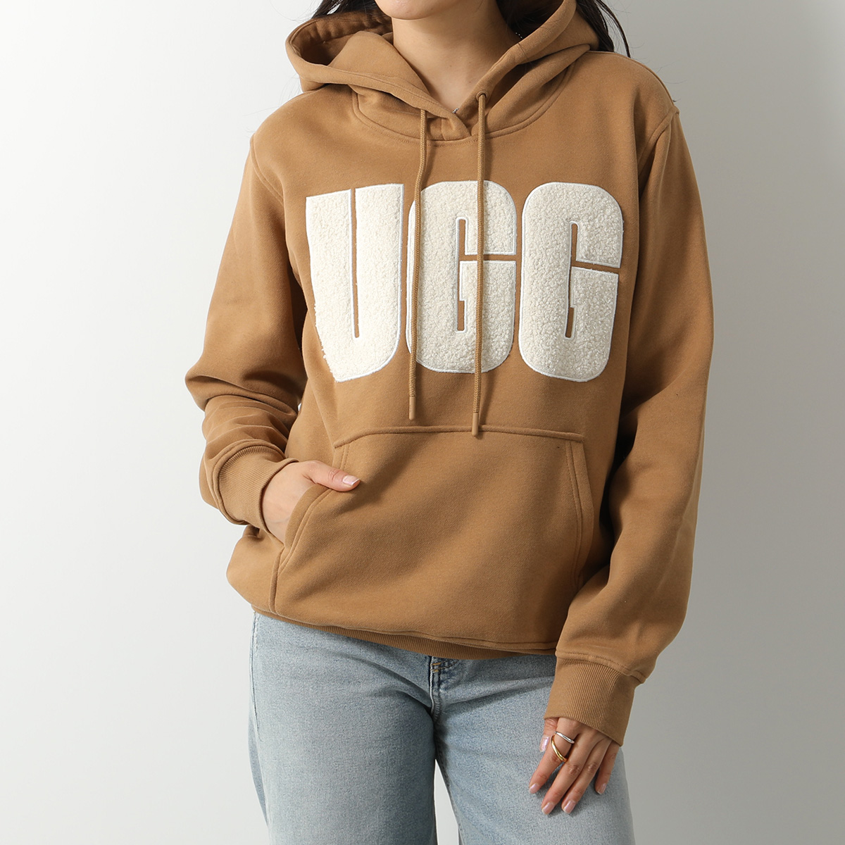 UGG アグ パーカー Rey UGGfluff Logo Hoodie レイ UGGフラッフ ロゴ フーディ 1144506 レディース スウェット  プルオーバー ボア 裏起毛 CPLS