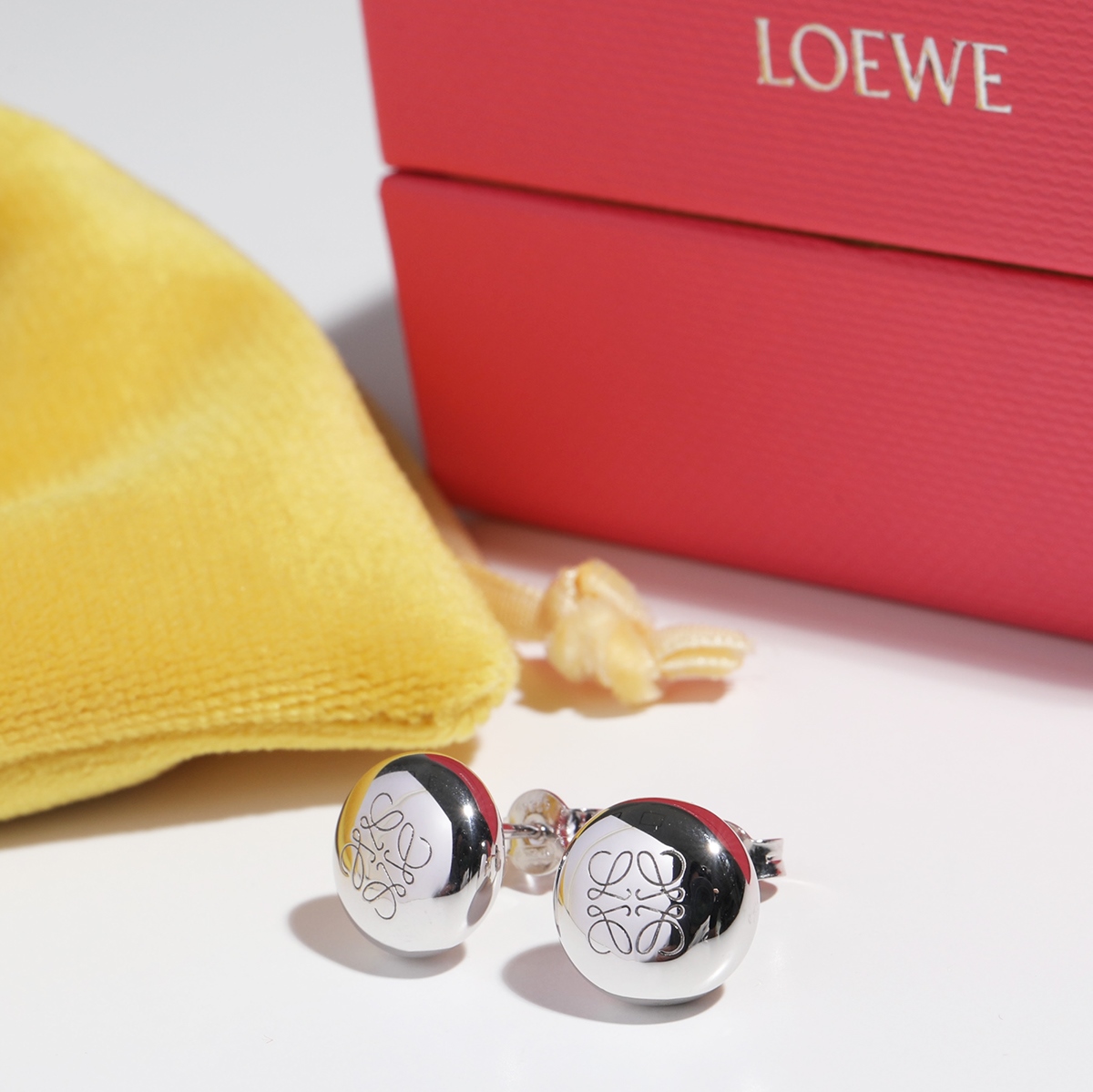 LOEWE ロエベ ピアス ANAGRAM PEBBLE アナグラム ペブル J821239X23