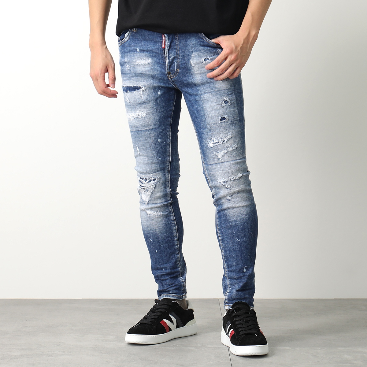 DSQUARED2（ディースクエアード） ジーンズ SUPER TWINKY JEANS