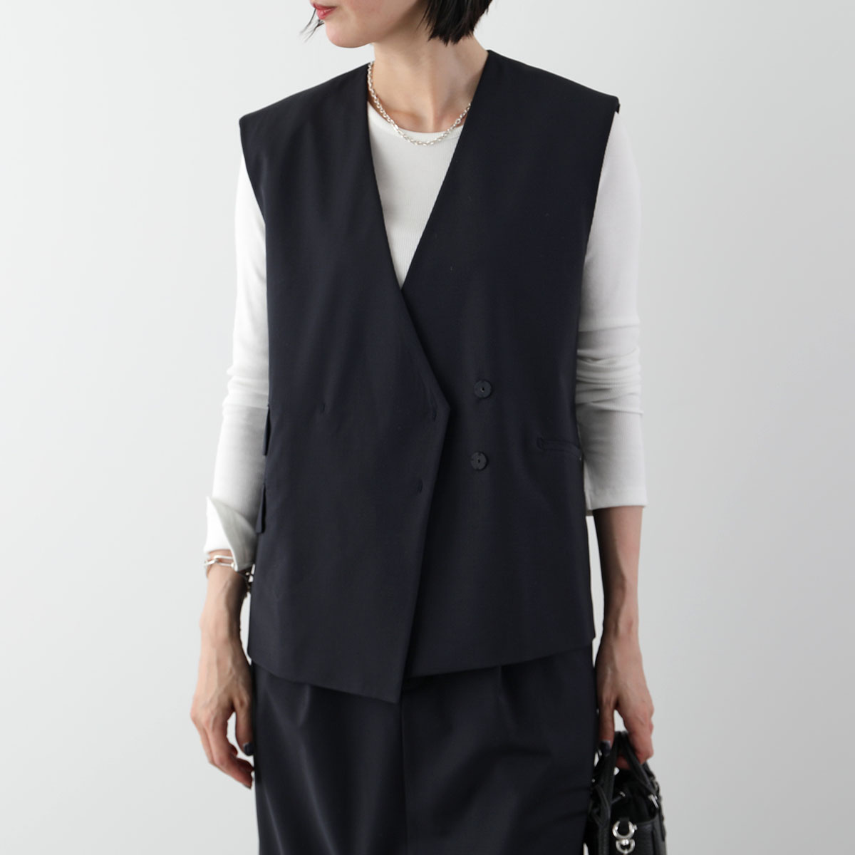 IHATOV イーハトーブ ベスト Summer wool gillet IH05-24SS-37203 レディース ジレ Vネック ウールブレンド カラー2色｜s-musee｜03