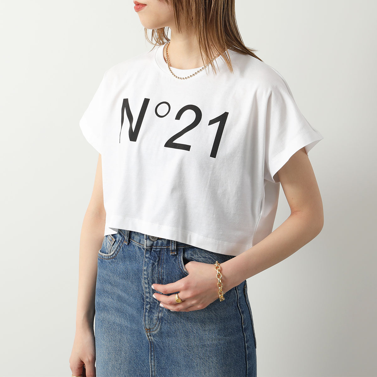 N°21 KIDS ヌメロヴェントゥーノ キッズ Tシャツ N21558 N0153 レディース 半袖 クロップド丈 クルーネック コットン ロゴ  0NC15