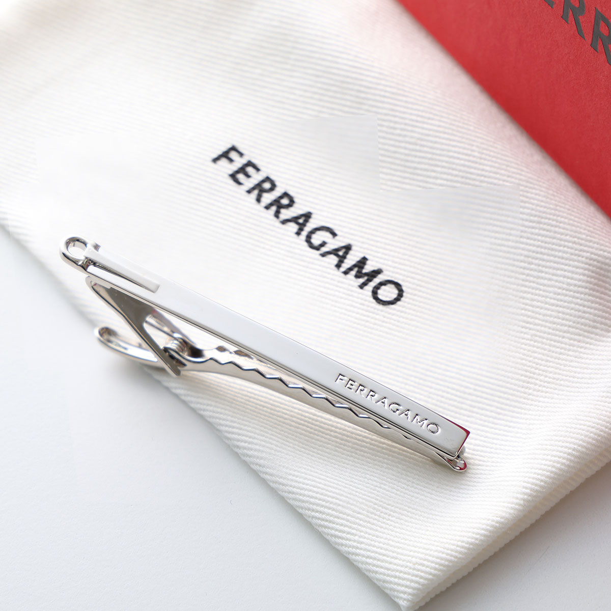 FERRAGAMO タイピン、タイタック｜メンズアクセサリー｜ファッション