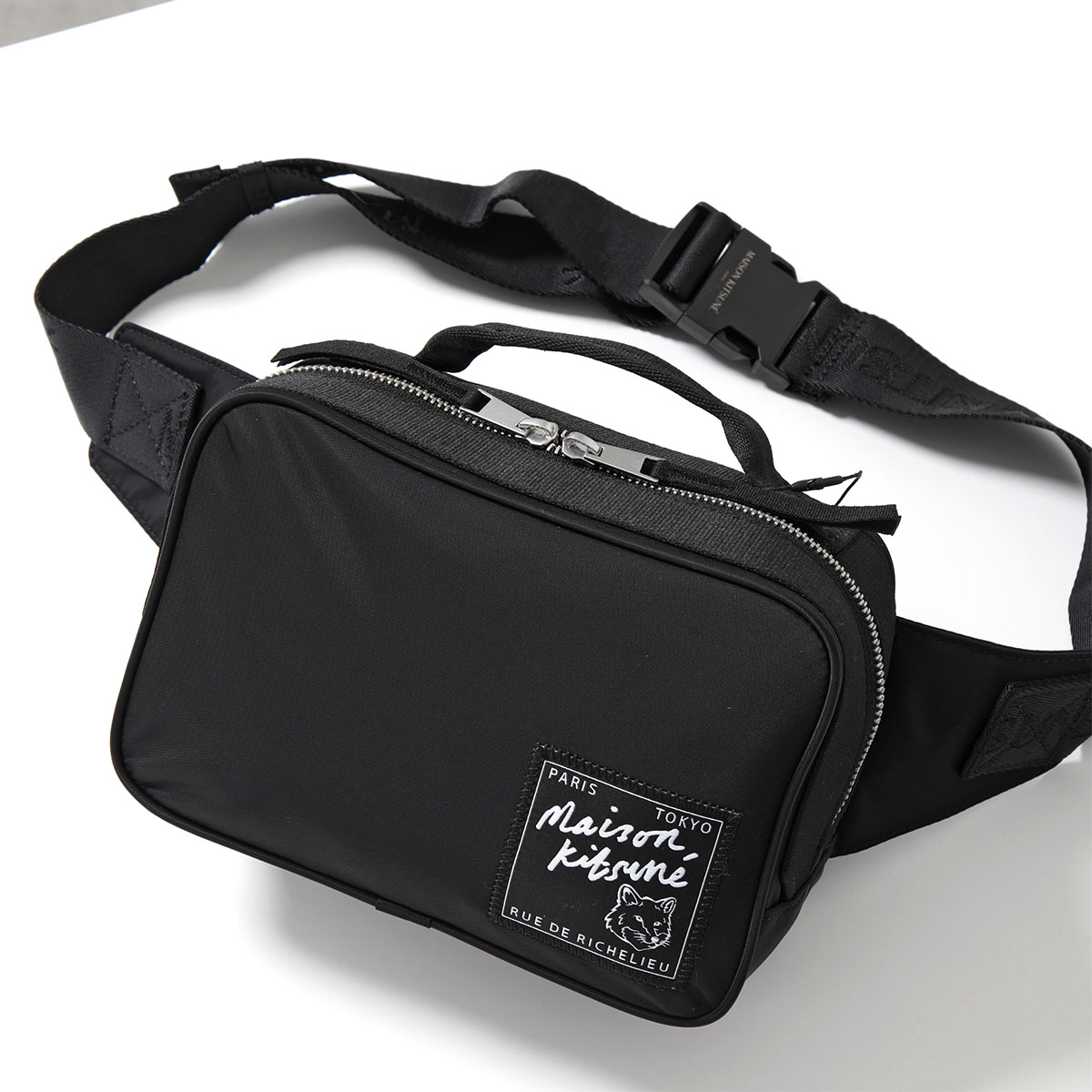 MAISON KITSUNÉ メゾンキツネ　ボディバッグ　ショルダーバッグ Amazon | メゾンキツネ Maison kitsune クロスボディバッグ