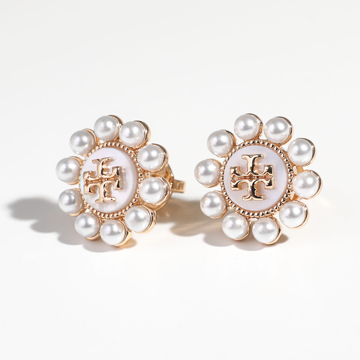 TORY BURCH トリーバーチ ピアス Kira Pearl Flower Stud キラ パール フラワースタッズ 153674 レディース  ダブルT 700/TORY-GOLD/CREAM : 360319496 : インポートセレクトmusee - 通販 - Yahoo!ショッピング