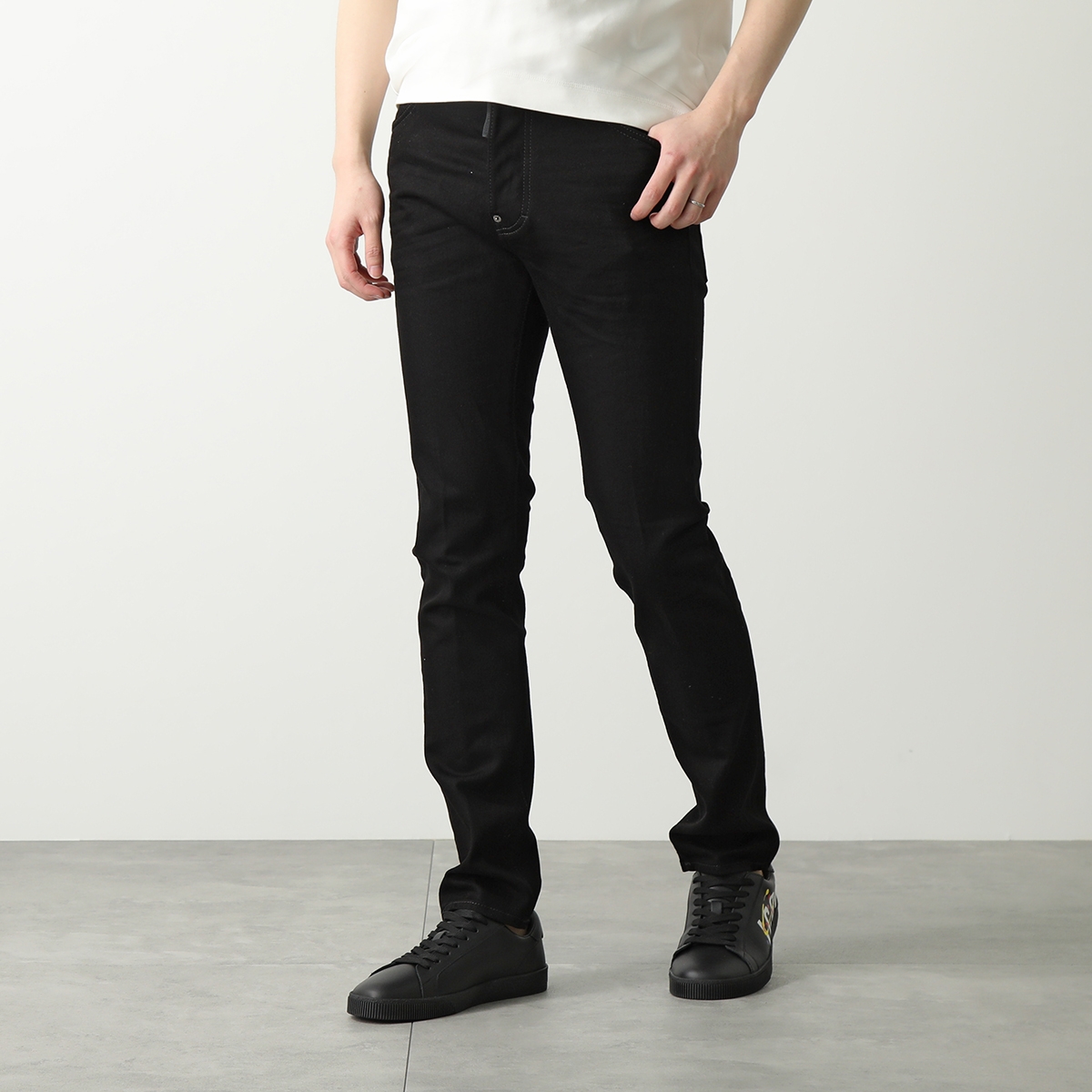 DSQUARED2 ディースクエアード ジーンズ Cool Guy Jean S71LB1350 S...