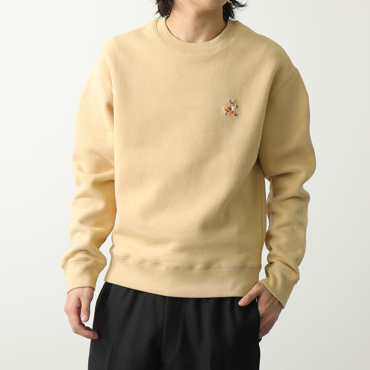 MAISON KITSUNE メゾンキツネ トレーナー SPEEDY FOX PATCH MM003...