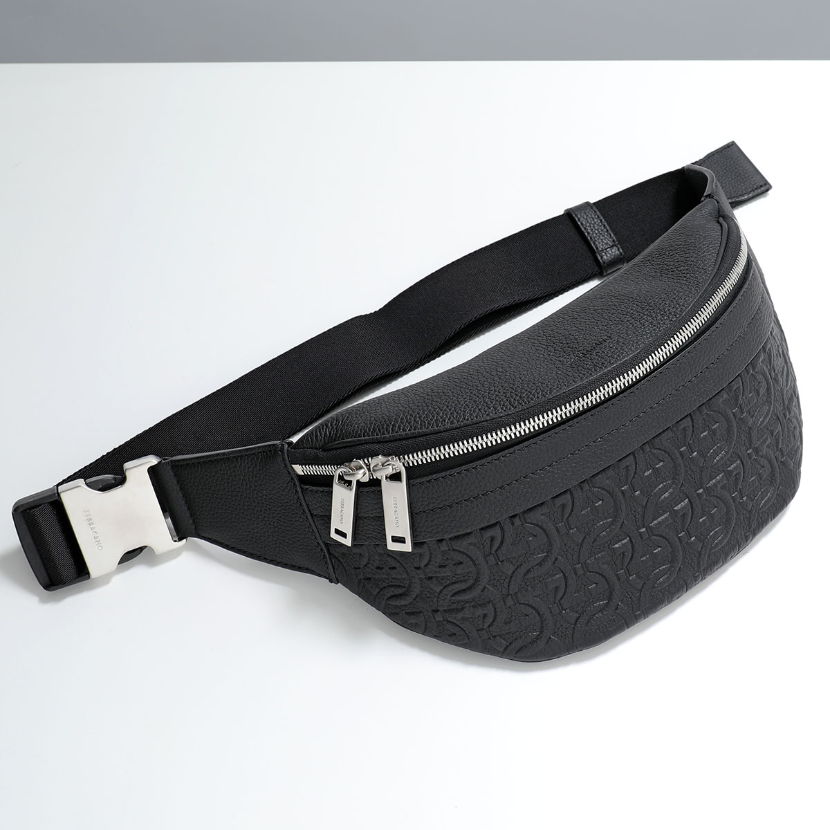 FERRAGAMO（フェラガモ） ボディバッグ 24 1489 メンズ ベルトバッグ