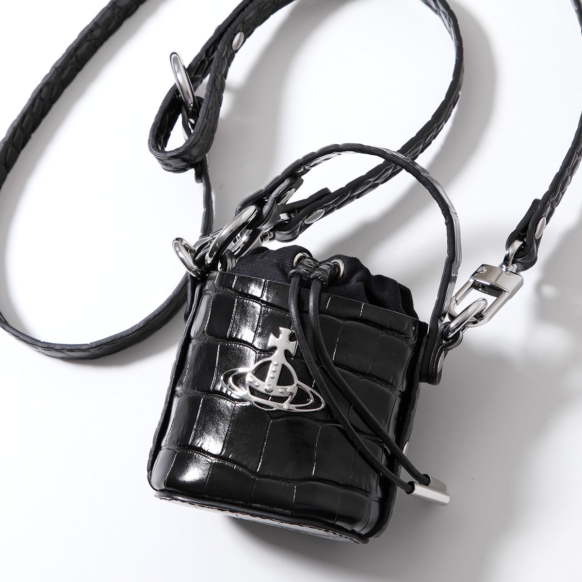 Vivienne Westwood（ヴィヴィアンウエストウッド） マイクロバッグ