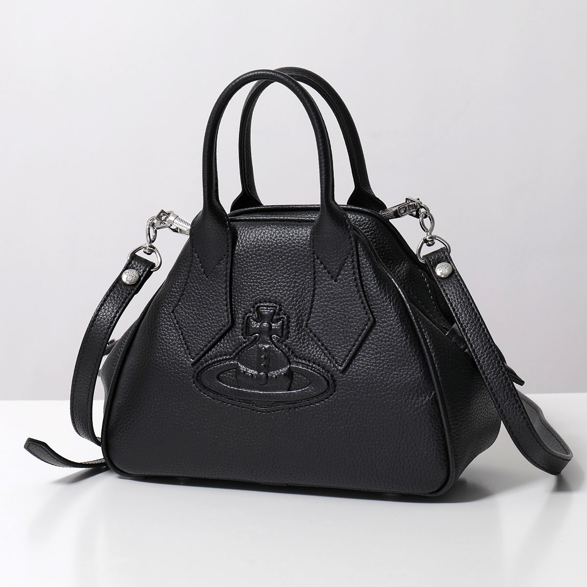 Vivienne Westwood ヴィヴィアン ウエストウッド　バッグ Vivienne Westwood（ヴィヴィアンウエストウッド） ハンドバッグ