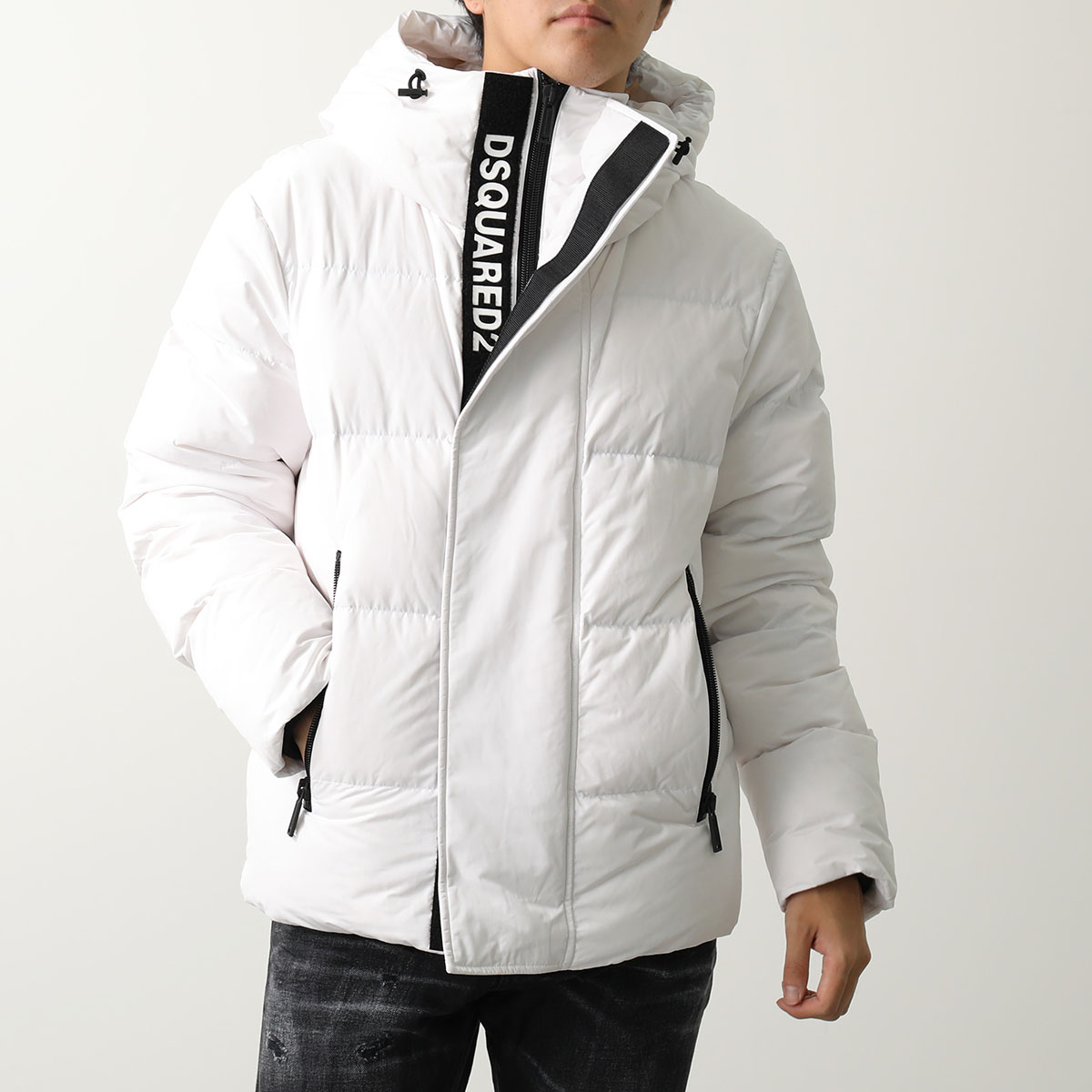 DSQUARED2 ディースクエアード ダウンジャケット CLASSIC DOWN JACKET S71AN0305 S53353 メンズ フード付  ロゴ アウター カラー2色