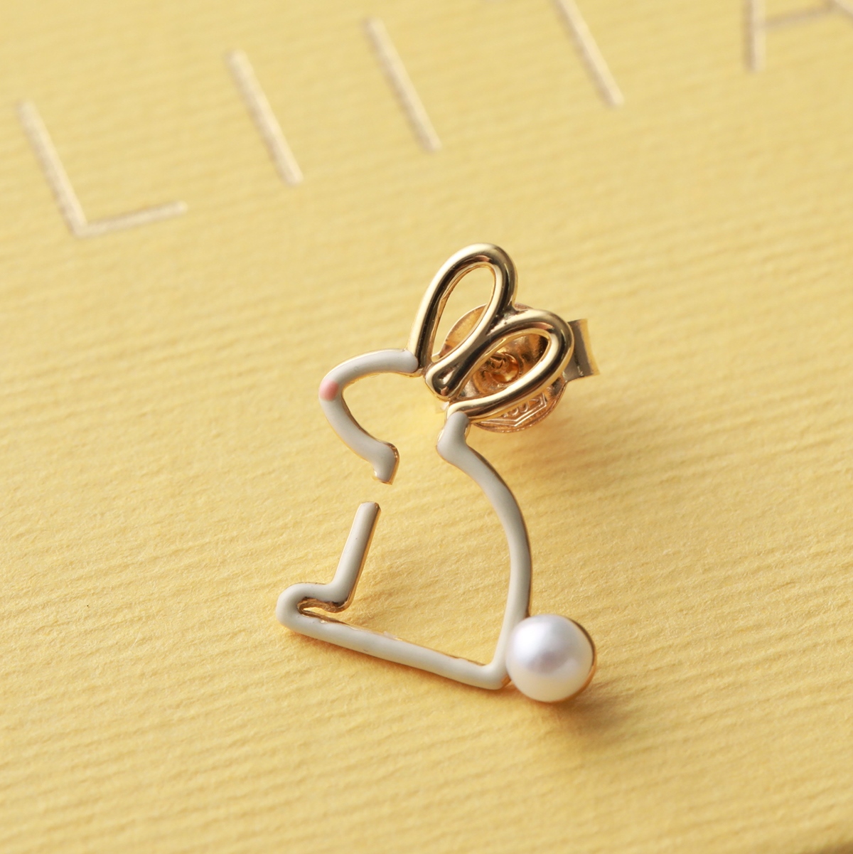 ALIITA アリータ ピアス CONEJITO PERLA ENAMEL EARRING レディース 片耳販売 うさぎ パール アクセサリー  C5F90/POWER-WHITE+STRAWBE : 360718493 : インポートセレクトmusee - 通販 - Yahoo!ショッピング