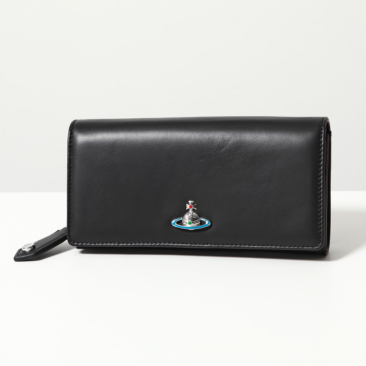 Vivienne Westwood（ヴィヴィアンウエストウッド） 二つ折り長財布 
