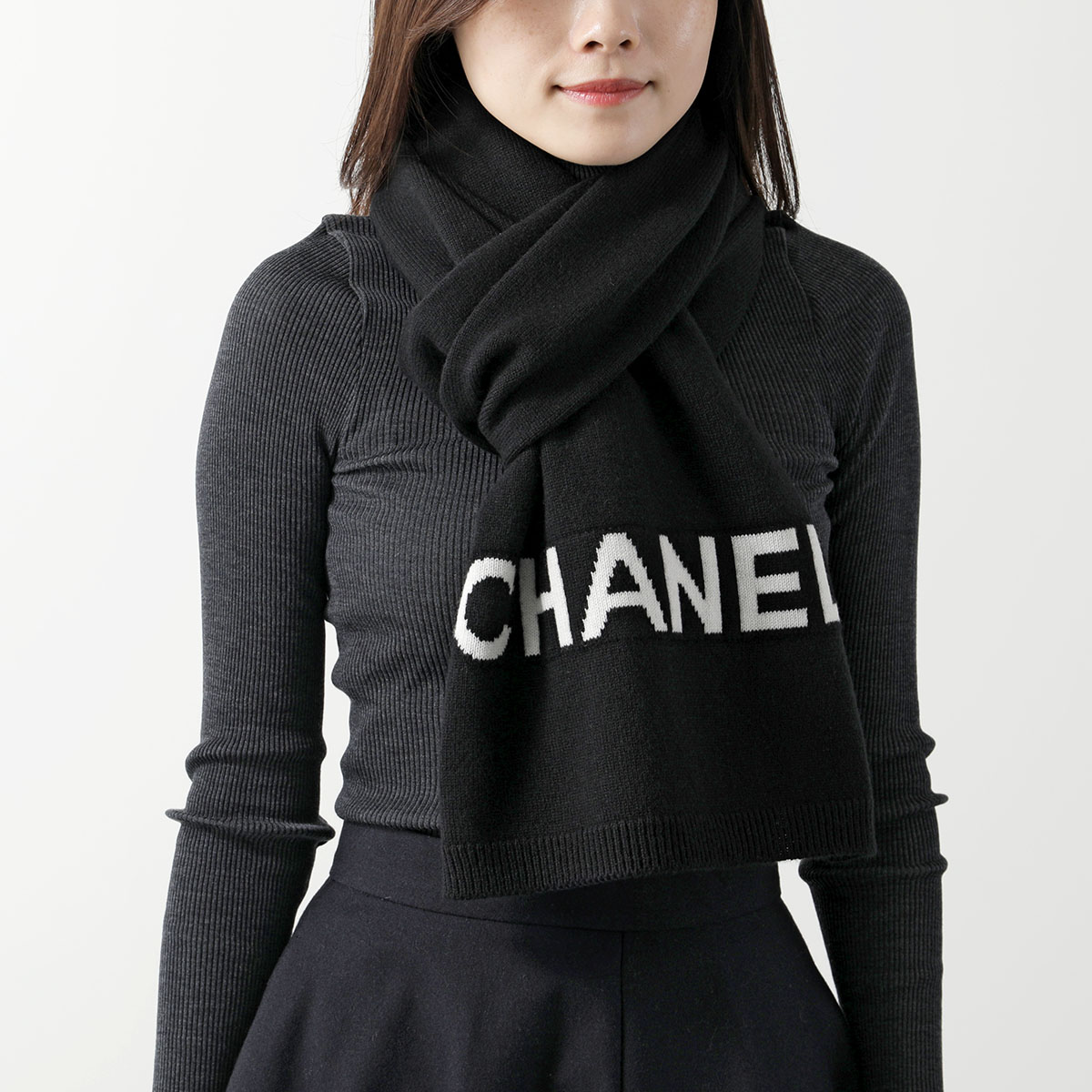 CHANEL シャネル ニットマフラー AAA400 B17807 レディース カシミヤ ロゴ 大判 ストール NZL37 : 360727013 :  インポートセレクトmusee - 通販 - Yahoo!ショッピング