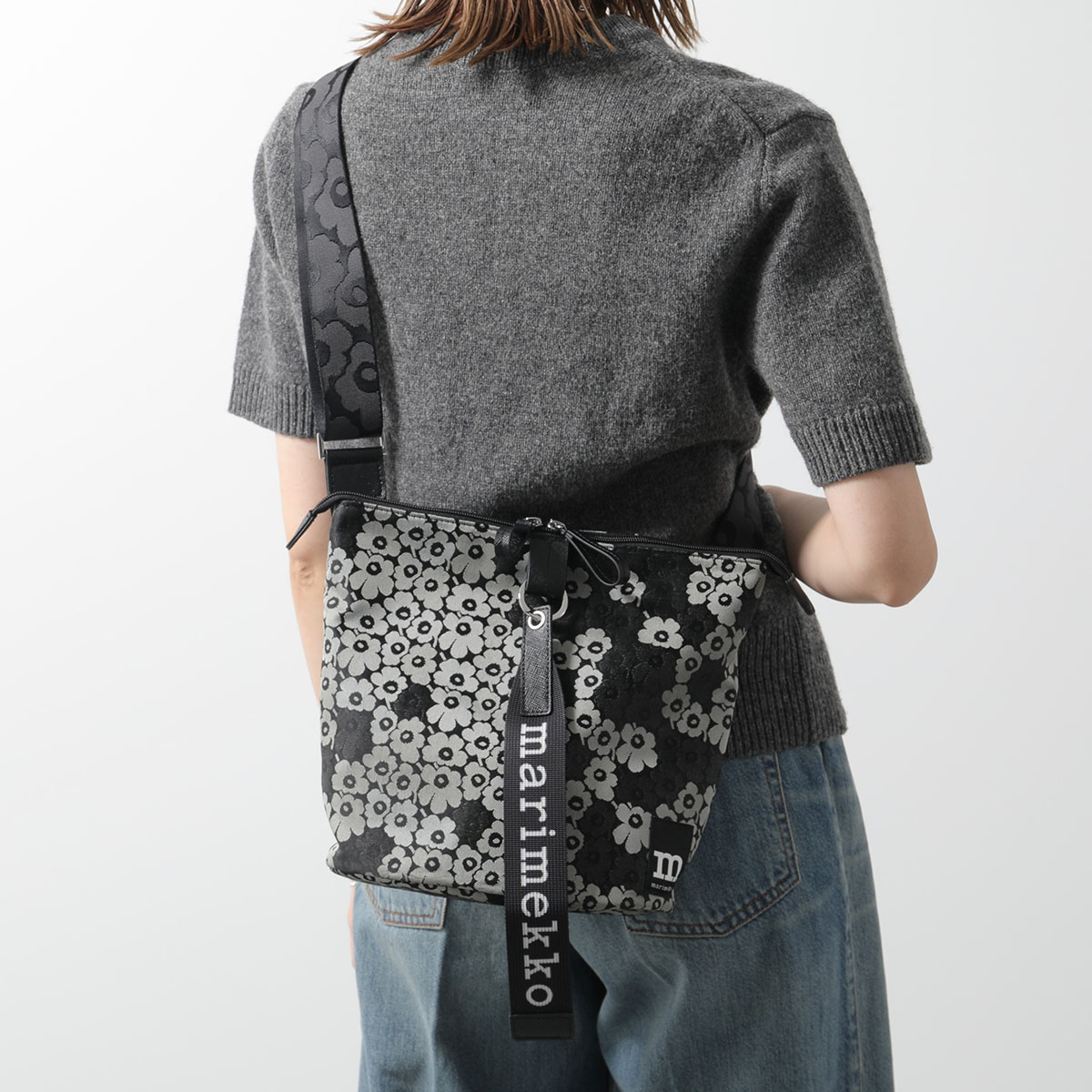 marimekko Carry All Unikko ショルダーバッグ 日本限定】Carry All Unikko ショルダーバッグ | Maija Isola