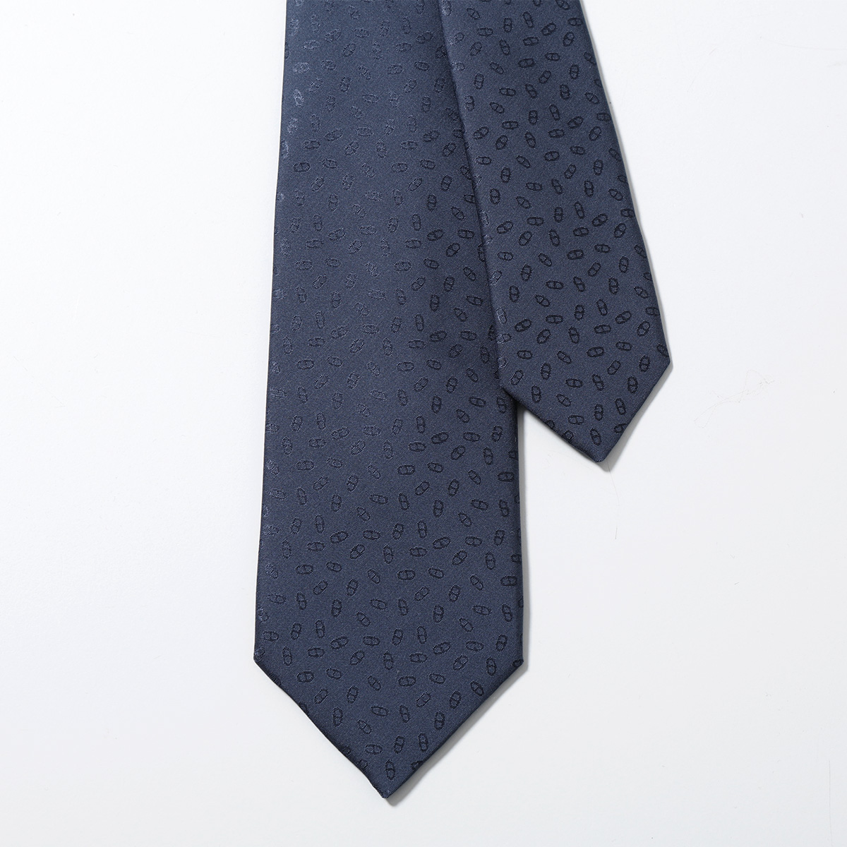 美品✨HERMES ネクタイ　エルメス　ジャガード　光沢感　ソリッド　無地 美品✨HERMES ネクタイ エルメス ジャガード 光沢感 ソリッド 無地