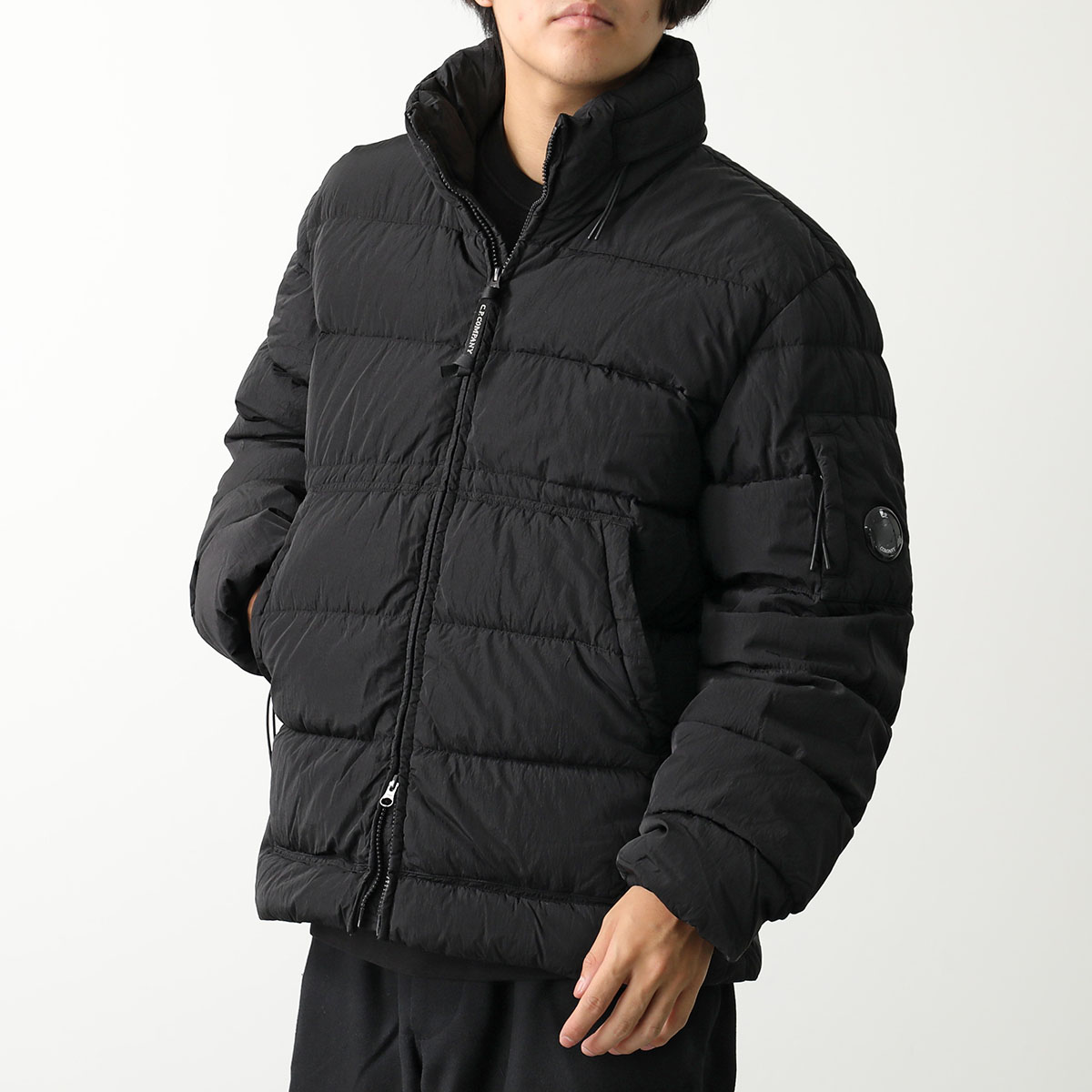 C.P.COMPANY シーピーカンパニー ダウンジャケット Chrome-R Down Jacket 17CMOW016A 005904G メンズ  フード内蔵 ナイロン 999 : 360830160 : インポートセレクトmusee - 通販 - Yahoo!ショッピング