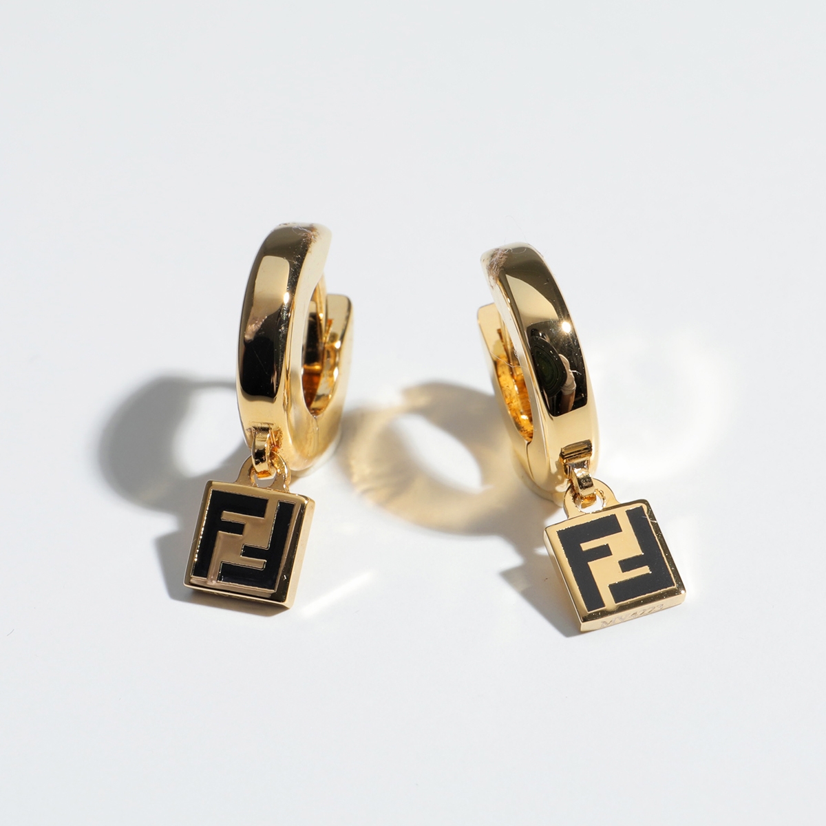 FENDI フェンディ フープピアス FOREVER フォーエバー 8AH990 TL9 レディース FFロゴ FF柄 ズッカ柄 アクセサリー  カラー2色