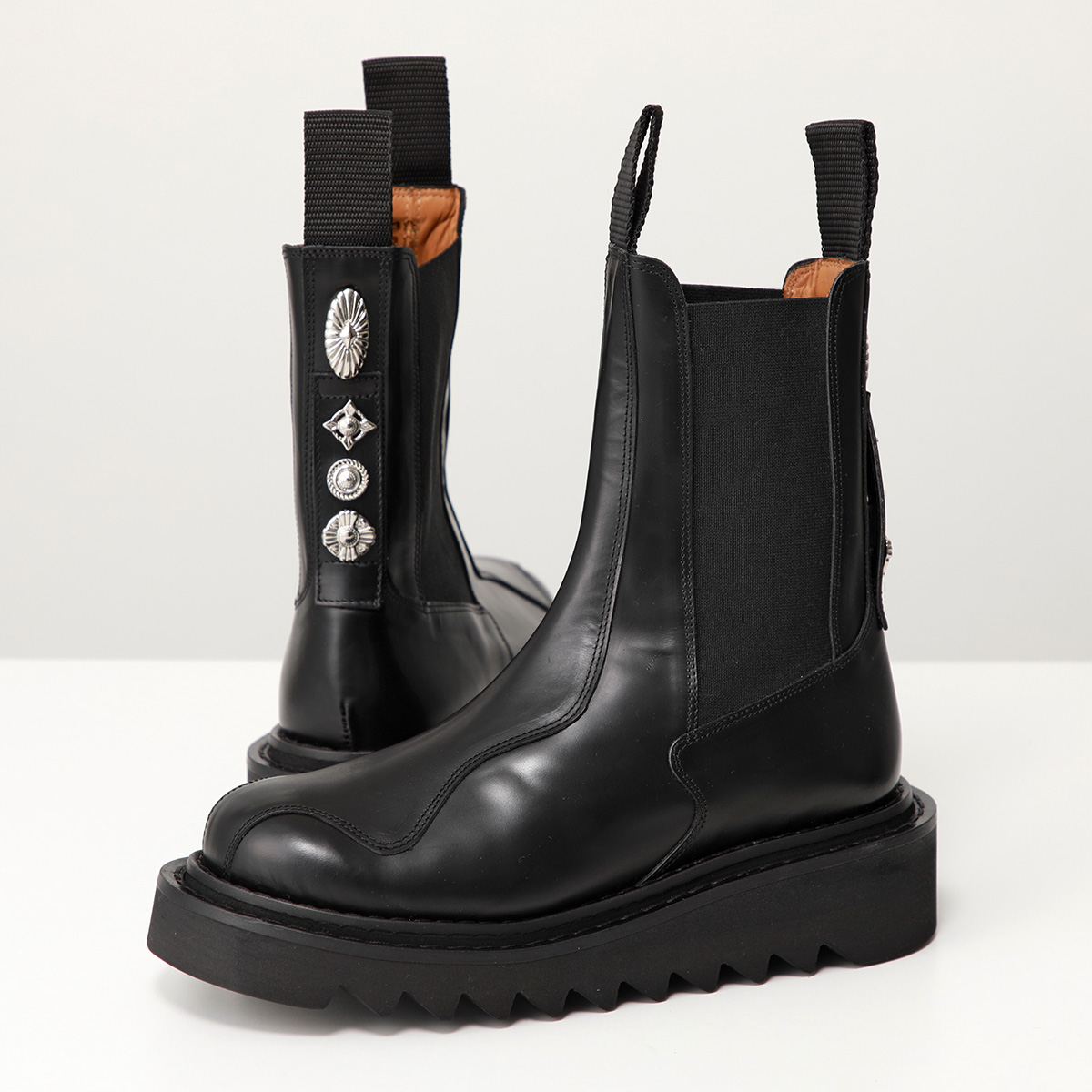 TOGA PULLA トーガ プルラ サイドゴアブーツ SHARK SOLE BOOTS AJ1146 レディース レザー ショートブーツ メタルパーツ  靴 BLACK : 360910601 : インポートセレクトmusee - 通販 - Yahoo!ショッピング