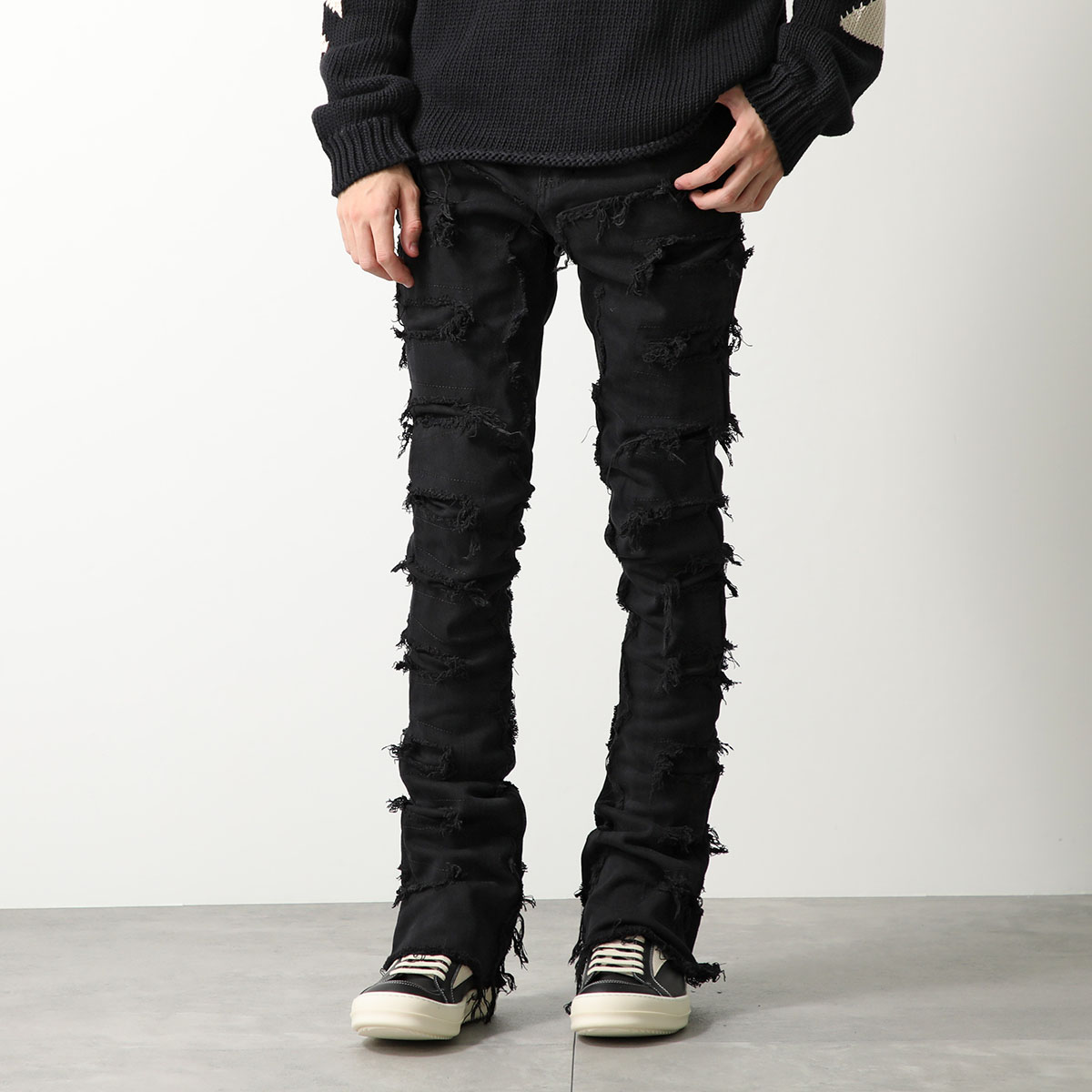 GUAPI グアピ デニムパンツ Blood Diamond Stacked Denim 392OBSD メンズ ダメージ加工 フレアレッグ ボトムス  Obsidian Black