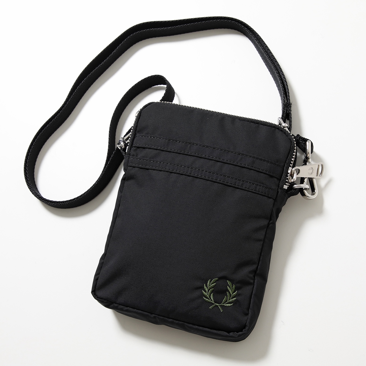 FRED PERRY（フレッドペリー） ショルダーバッグ Nylon Twin Tipped 