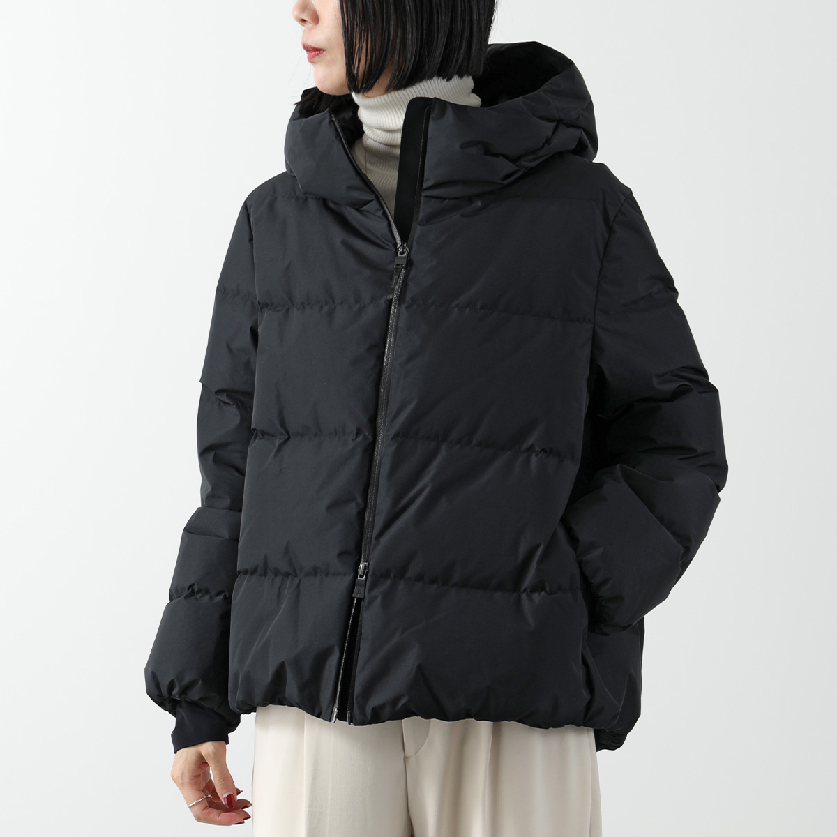 HERNO Laminar ヘルノ ラミナー ダウンジャケット PI00371DL 11126 レディース 2 LAYERS WINDSTOPPER  ナイロン フード付 撥水 9300