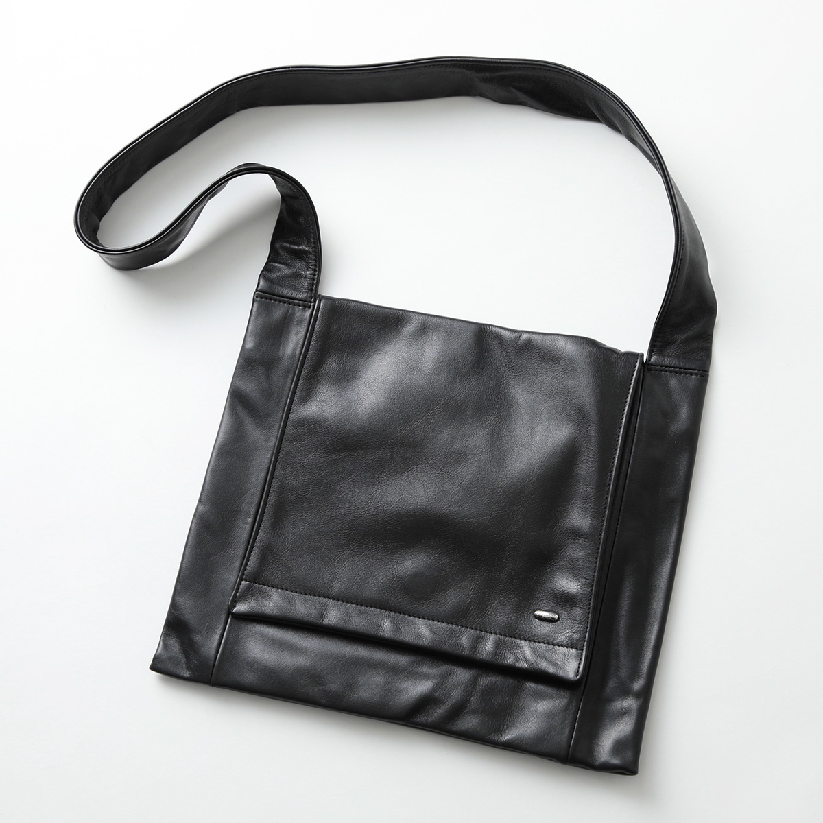 OUR LEGACY アワーレガシー ショルダーバッグ SLIM BAG A4248SMB メンズ レザー クロスボディ 鞄  MALLEABLE-BLACK-BULL-HIDE : 360927145 : インポートセレクトmusee - 通販 - Yahoo!ショッピング