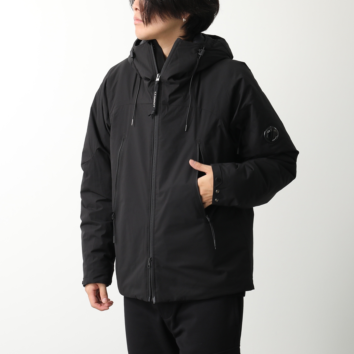 C.P. COMPANY（シーピーカンパニー） ブルゾン Pro-Tek Hooded Padded