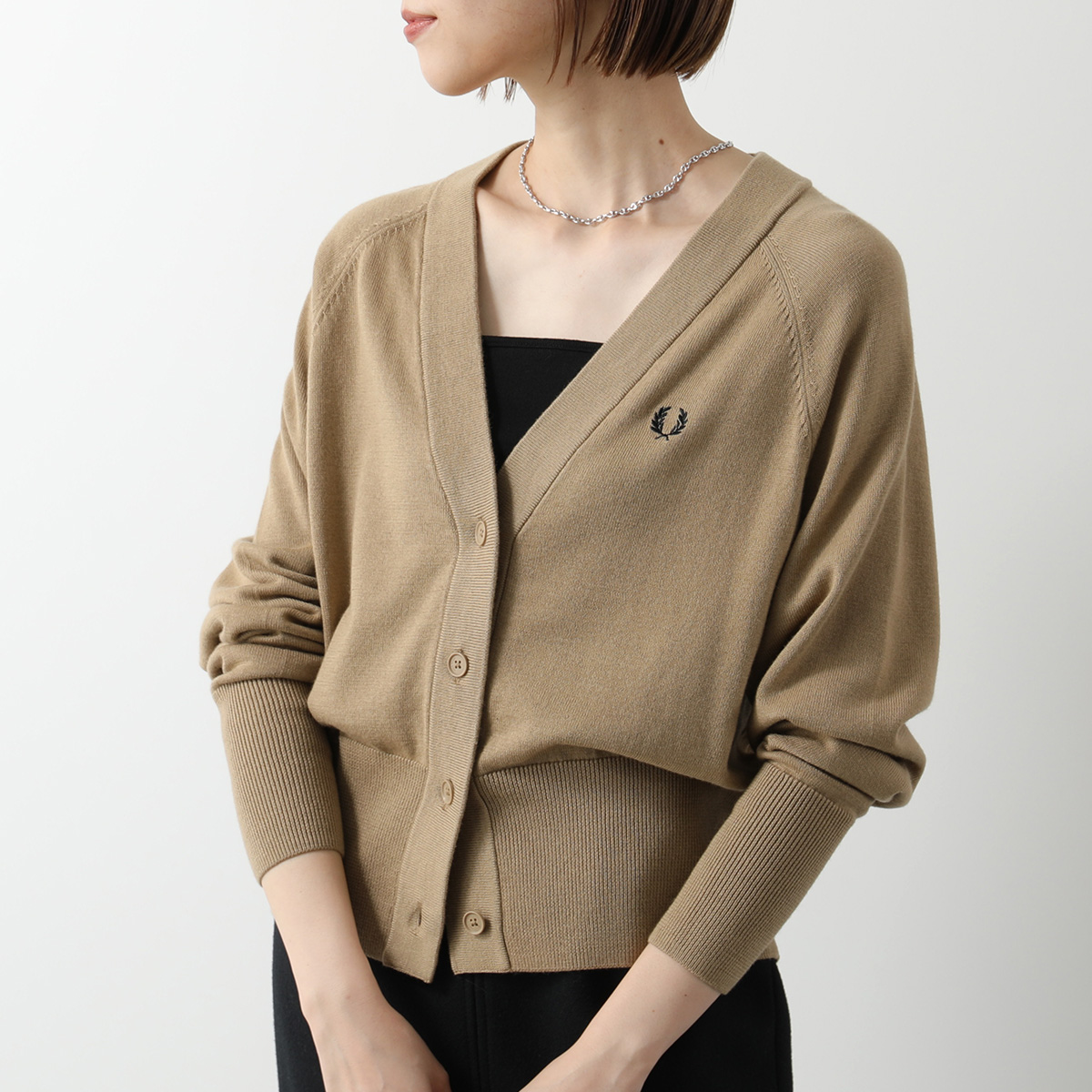 FRED PERRY（フレッドペリー） カーディガン V-NECK CARDIGAN K4121 