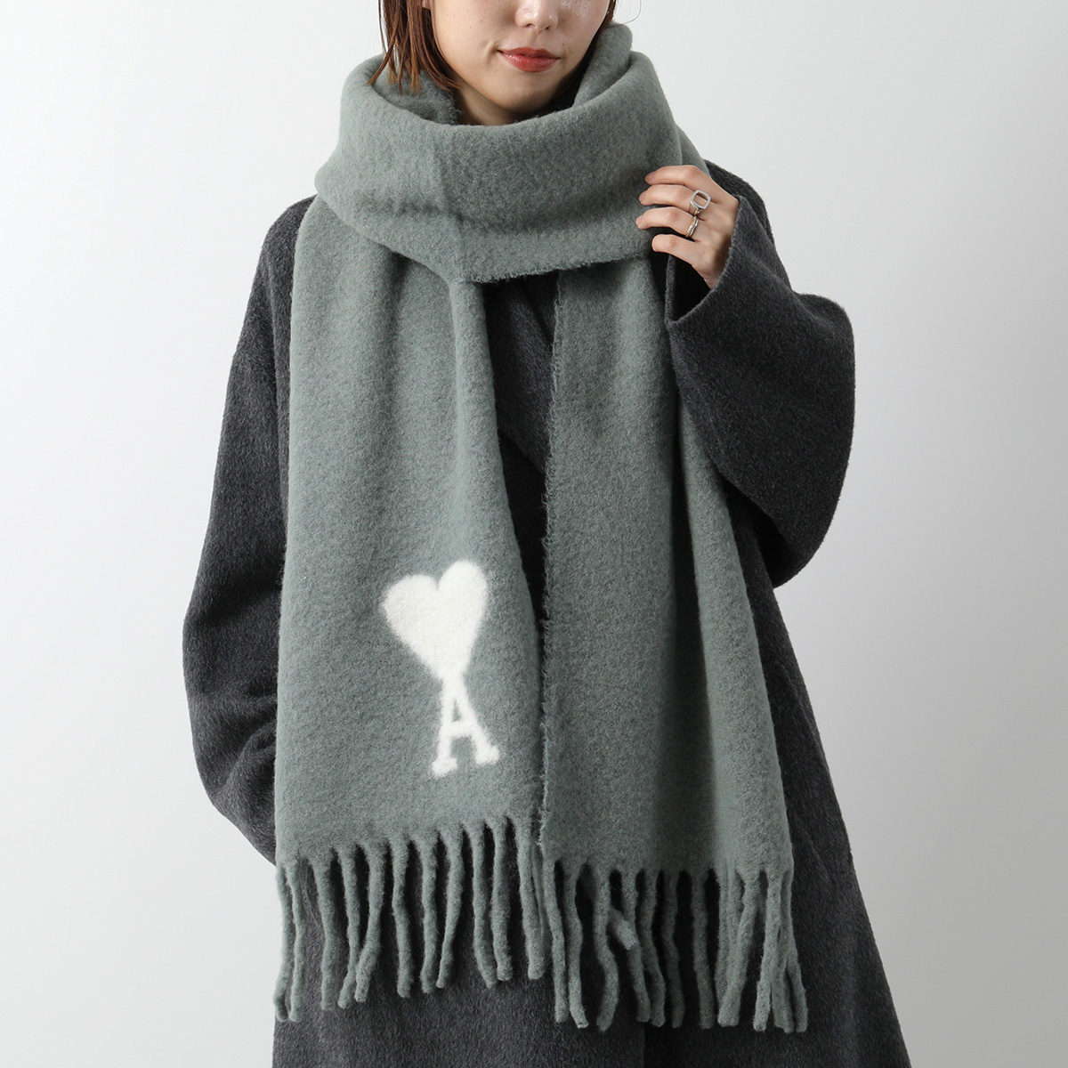 ami paris アミパリス マフラー ADC OVERSIZE SCARF USF422.AW0054 レディース ストール フリンジ アルパカ  ハートロゴ 大判 カラー2色