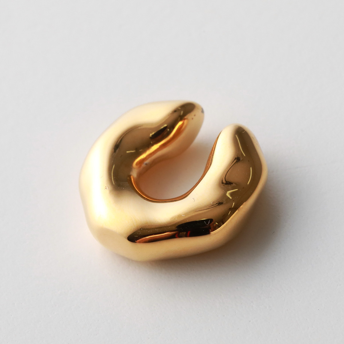 ★国内発送★【JIL SANDER】エングレーブロゴ イヤーカフ JIL SANDER ジルサンダー イヤーカフ CLASSIC EARCUFF 4