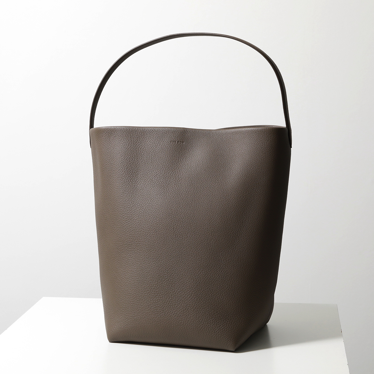 THE ROW ザ・ロウ トートバッグ LARGE N/S PARK TOTE W1273 L129 レディース グレインカーフレザー 鞄  ELEPHANT : 361021131 : インポートセレクトmusee - 通販 - Yahoo!ショッピング