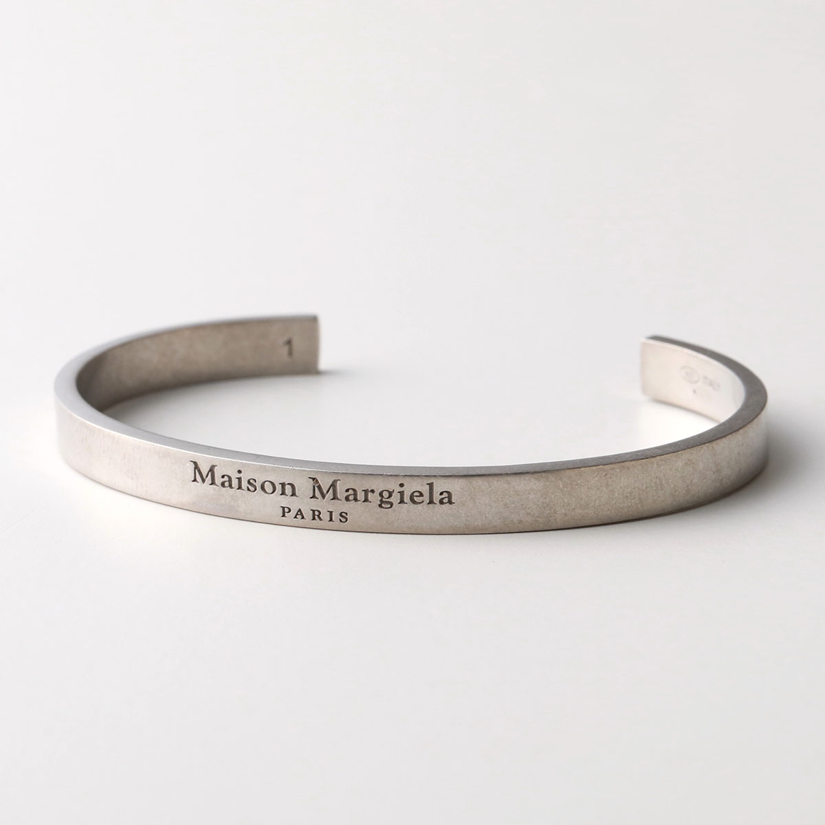 MAISON MARGIELA 11 メゾンマルジェラ バングル SM1UY0051 SV0091 レディース ブレスレット アクセサリー ロゴ カフ  951