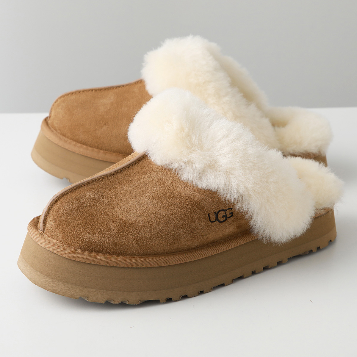 UGG アグ スリッポン W DISQUETTE ディスケット 1122550 レディース ムートン スウェード ボア サンダル スリッパ サボ 厚底  シューズ 靴 カラー4色