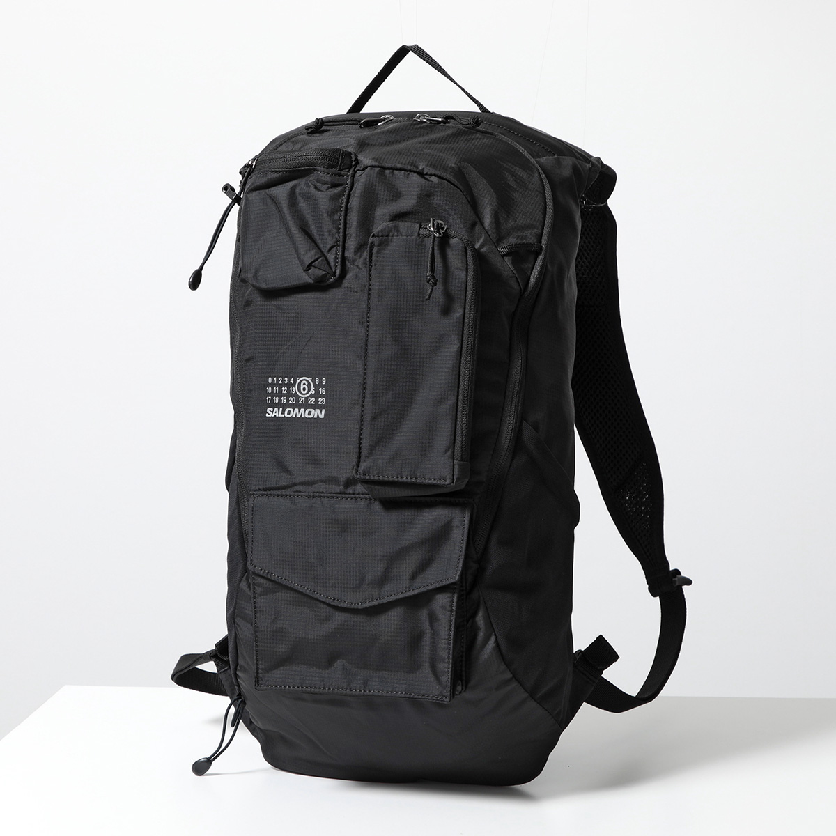 MM6 x SALOMON エムエムシックス メゾンマルジェラ サロモン バックパック SB5WA0009 P7107 メンズ ナイロン リュック  ロゴ 鞄 カラー2色 : 361121201 : インポートセレクトmusee - 通販 - Yahoo!ショッピング