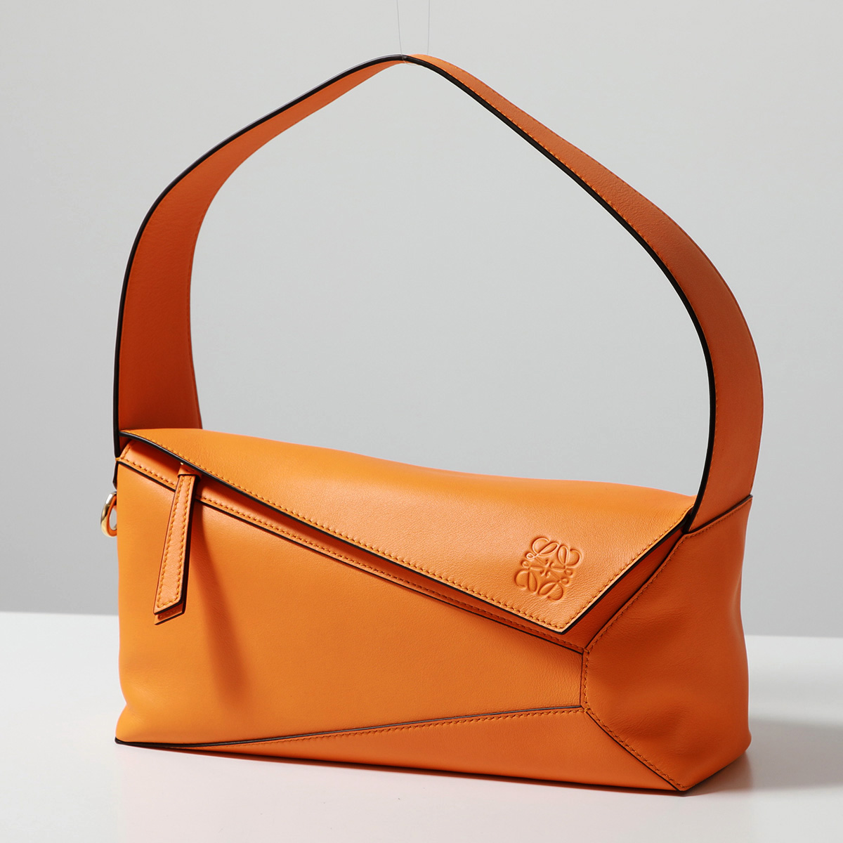 LOEWE ロエベ ハンドバッグ PUZZLE HOBO BAG パズル ホーボー A510J67X01 レディース レザー ホーボーバッグ  アナグラム ロゴ 鞄 9130 : 361126005 : インポートセレクトmusee - 通販 - Yahoo!ショッピング