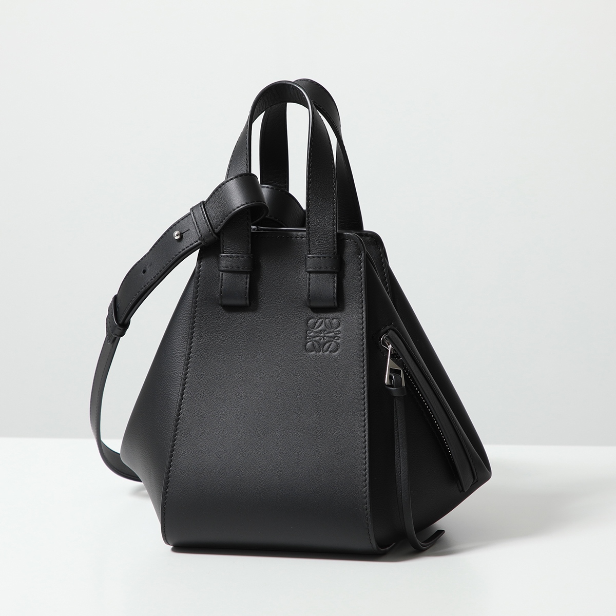LOEWE ロエベ ハンドバッグ HAMMOCK COMPACT ハンモックバッグ