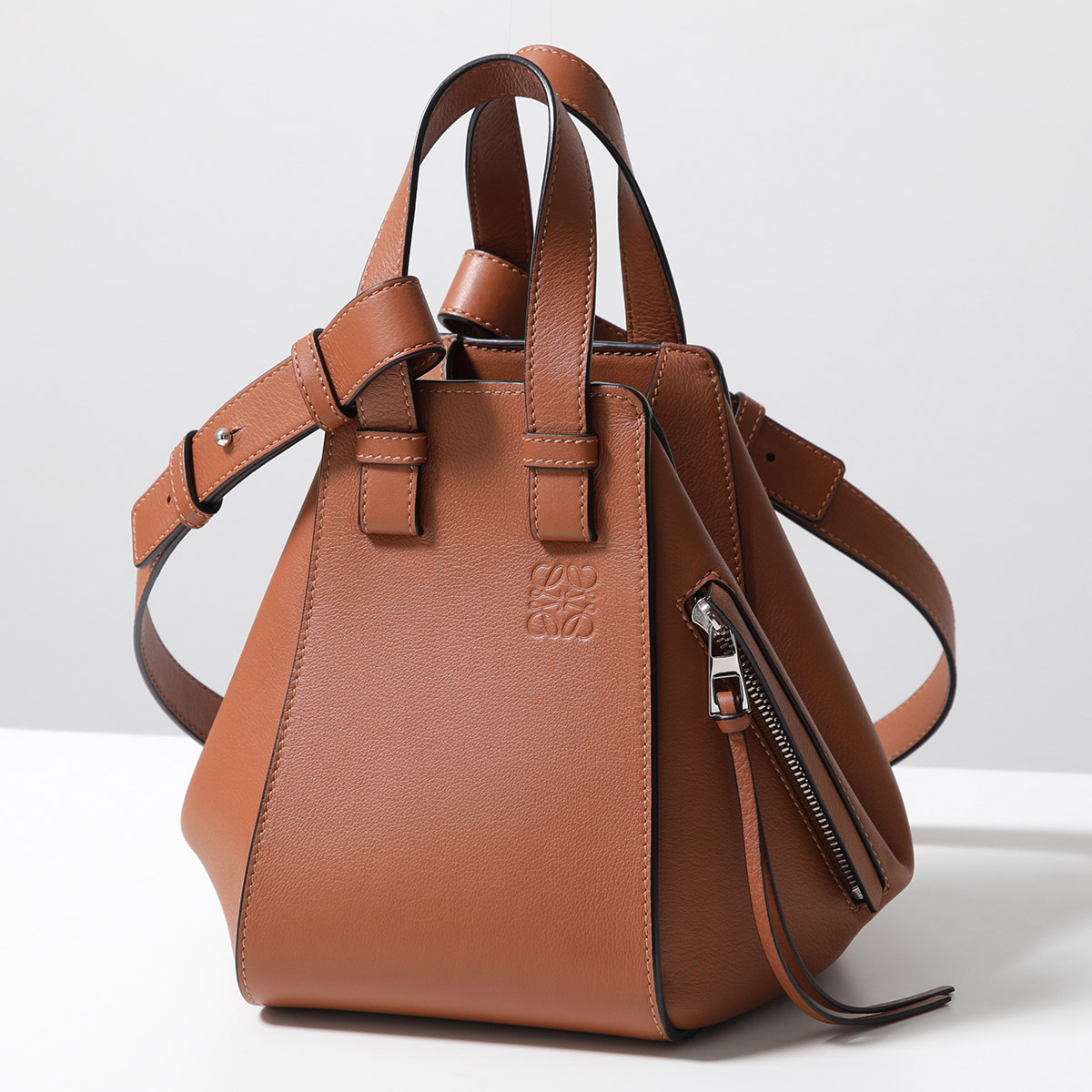LOEWE ハンモックバッグ コンパクト HAMMOCK COMPACT LOEWE ロエベ ハンドバッグ HAMMOCK COMPACT ハンモック