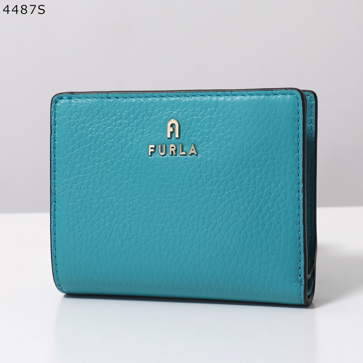 未使用品　フルラ カメリア コンパクト二つ折り財布　レザー　ターコイズ色 FURLA（フルラ） 二つ折り財布 レディース CAMELLIA カメリア ミニ財布 小物
