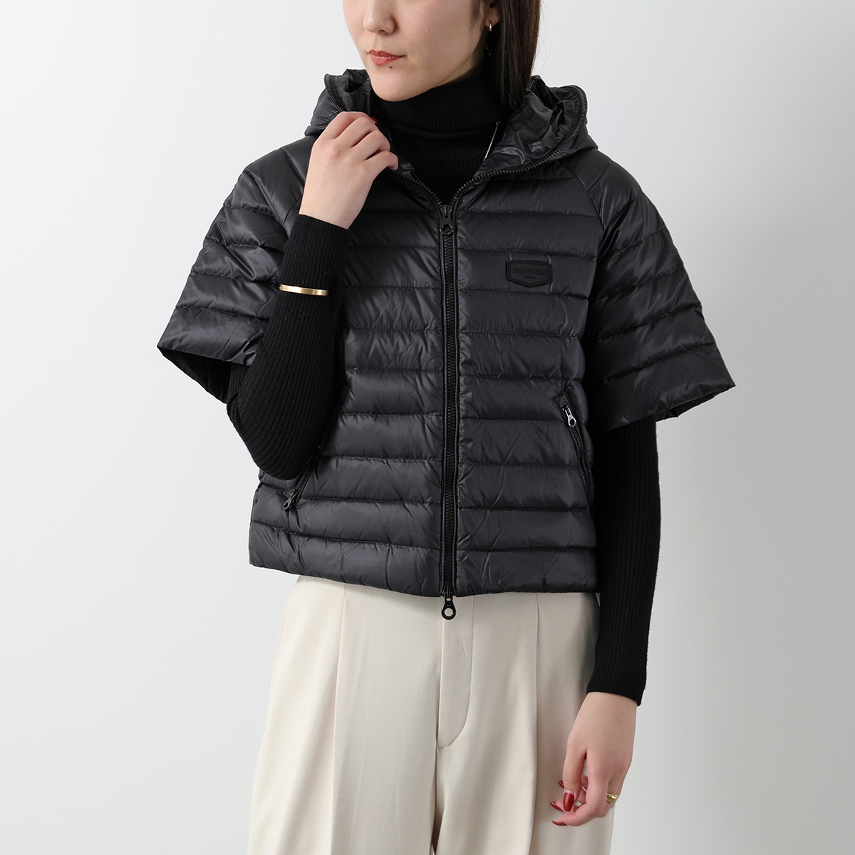 DUVETICA（デュベティカ） ダウンジャケット VERNIA レディース 半袖