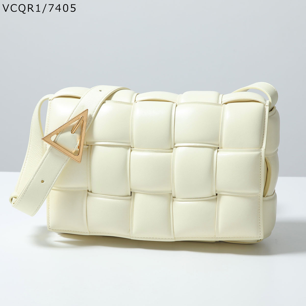 BOTTEGA  VENETAのショルダーバッグ BOTTEGA VENETA（ボッテガ・ヴェネタ） ショルダーバッグ バン バン